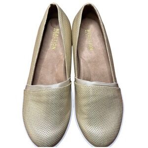 Kenneth Cole Reaction‎ size 7. Fay Gold Metallic Slip-On Sneaker